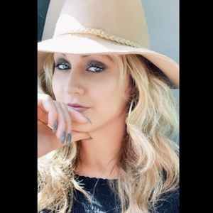 Meet your Posher, Brookelyn